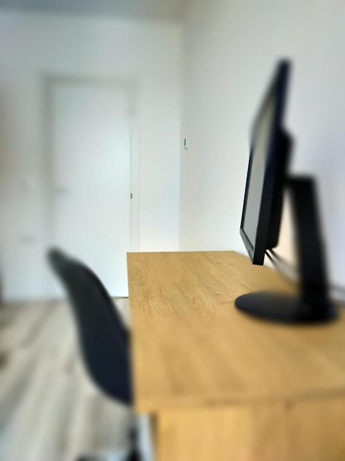 Luca'S Forest Apartment ทิมิชัวรา ภายนอก รูปภาพ