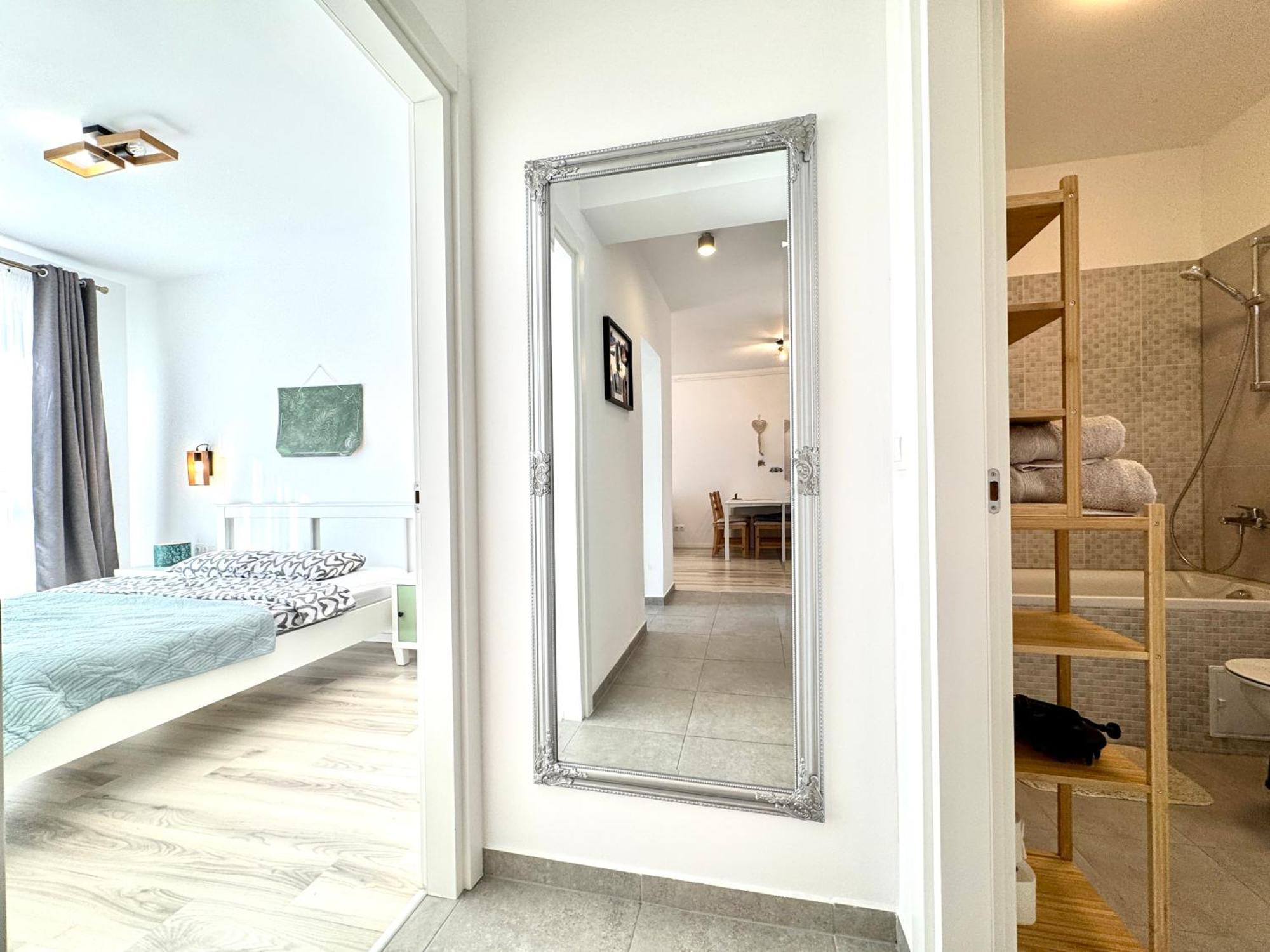 Luca'S Forest Apartment ทิมิชัวรา ภายนอก รูปภาพ