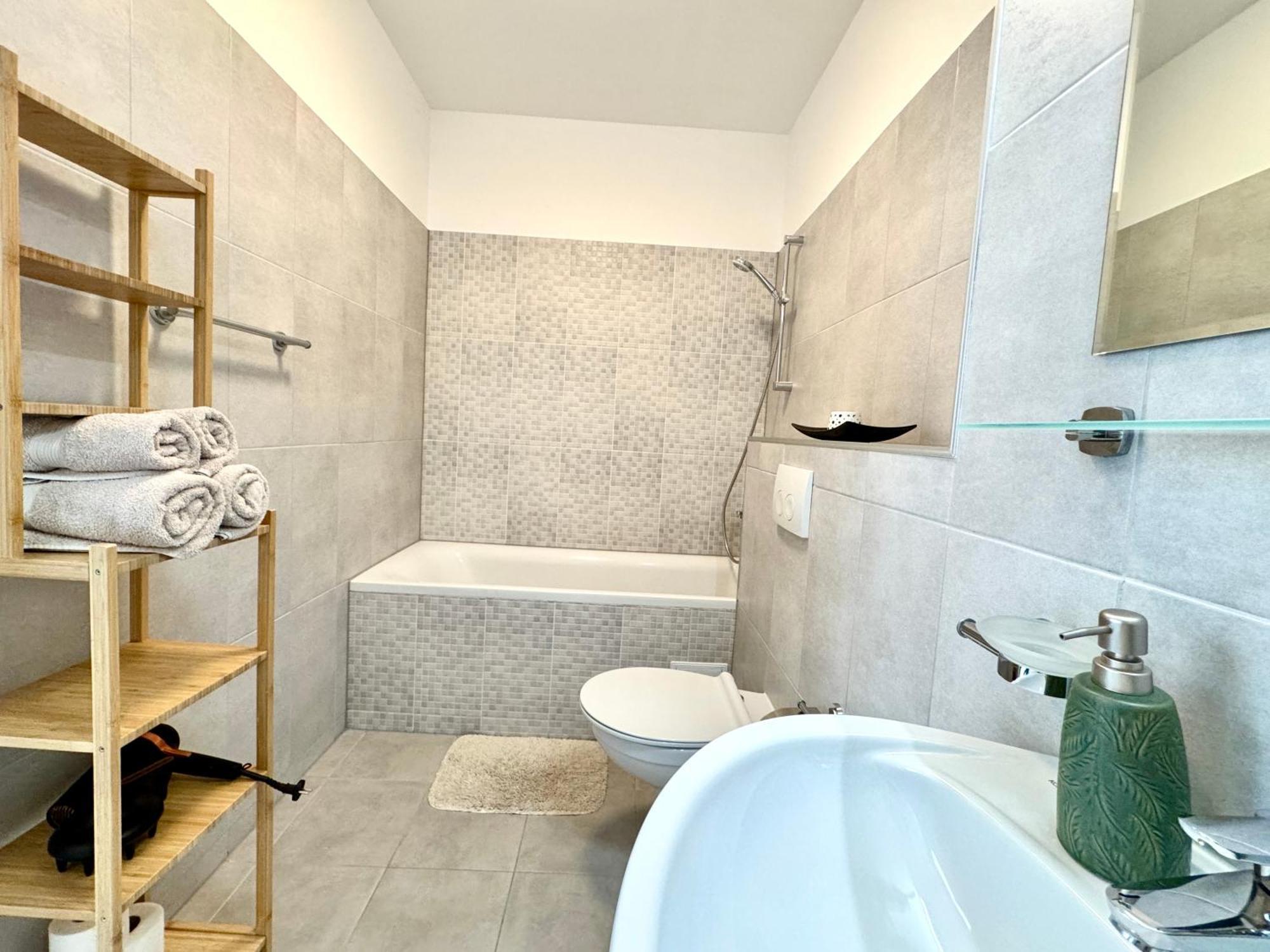 Luca'S Forest Apartment ทิมิชัวรา ภายนอก รูปภาพ
