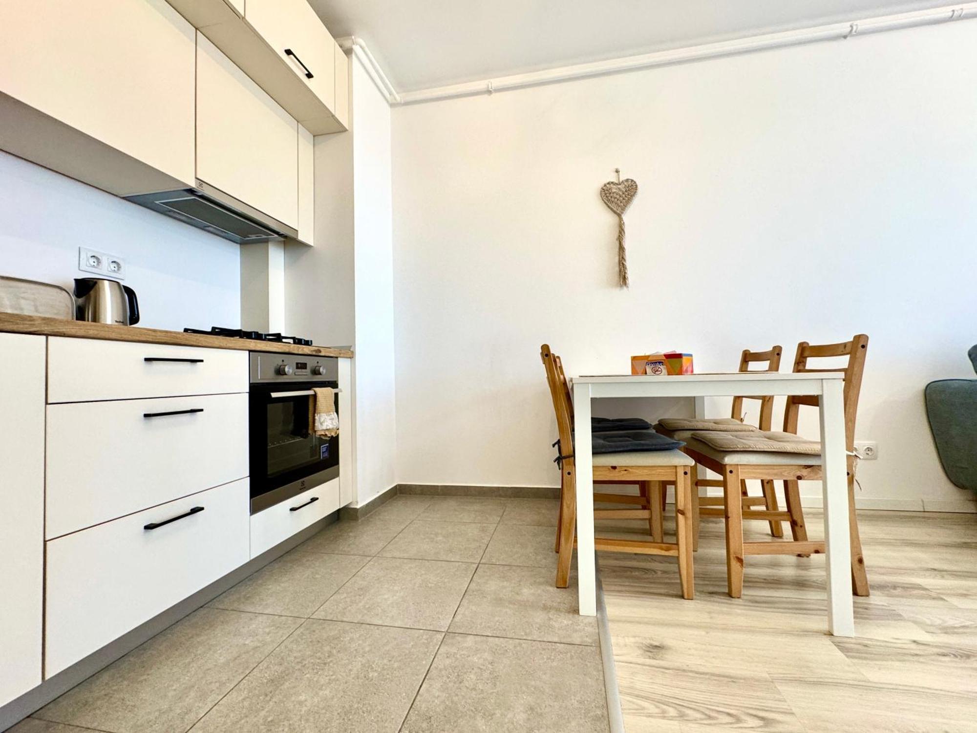 Luca'S Forest Apartment ทิมิชัวรา ภายนอก รูปภาพ